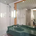 Ibis West Hotel 3*