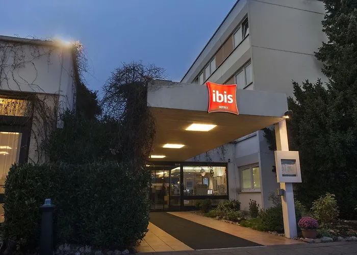 Ibis West Hotel