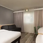 Hotel Ibis West