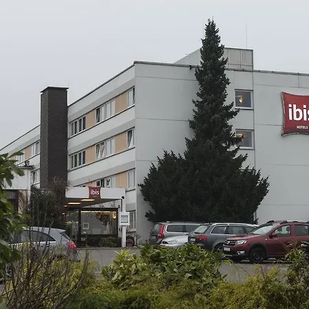 Ibis West Hotel 3*