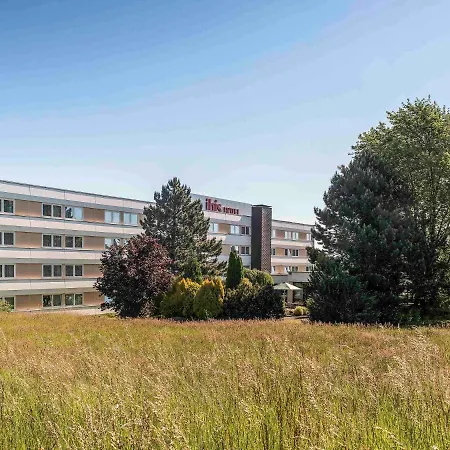 Hotel Ibis West 3*